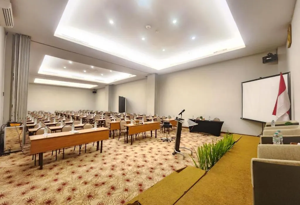 Grand Cemara Hotel-1